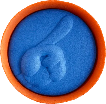 Ficha de Memotoc. Ficha con relieve de una mano y un dedo extendido.